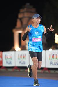 BIB: 45960, 100
                            <button type="button" onclick="openModal(19760164)" class="btn btn-primary btn-sm float-right btn-popup" data-toggle="modal" data-target=".modal-high-quality">
                        <i class="fas fa-shopping-cart"></i> Add to Cart
                    </button>
                                            <button type="button" onclick="isThisMe(19760164, true)" class="btn btn-success btn-sm float-right btn-popup btn-isme hidden" data-toggle="tooltip" data-placement="bottom" title="นี่คือรูปของคุณใช่ไหม คลิกที่นี่เพื่อเอาเข้าอัลบั้ม">
                        <i class="fas fa-plus"></i> Add to album
                    </button>
                    <button type="button" onclick="isThisMe(19760164, false)" class="btn btn-warning btn-sm float-right btn-popup btn-isnotme hidden">
                        <i class="fas fa-ban"></i> Remove from album
                    </button>